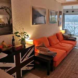 Haus Am Rhein Ferienhaus Köln